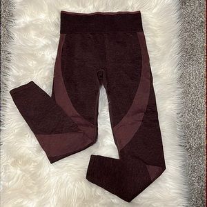 Victoria’s Secret Pink seamless leggings